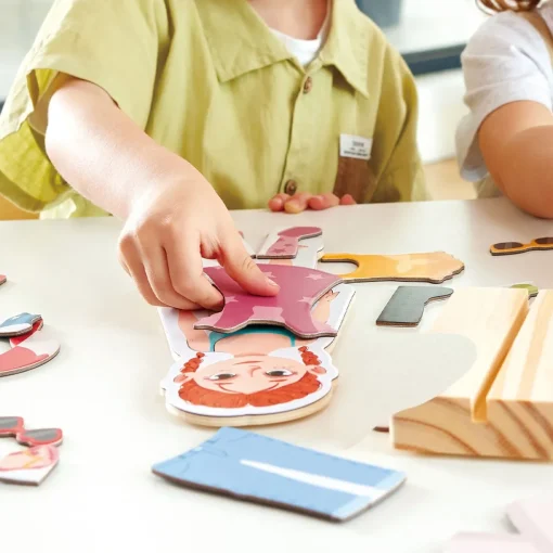 Dress Up Magnetic Puzzle